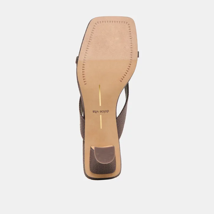 BREVEL HEELS CHOCOLATE RAFFIA