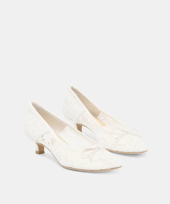 DAWSEN True White Lace Closed-Toe Kitten Heels — view 3