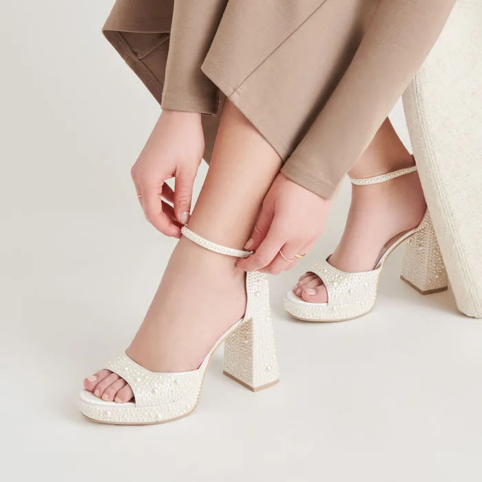 PANDRO PEARL HEELS TRUE WHITE SATIN — view 3